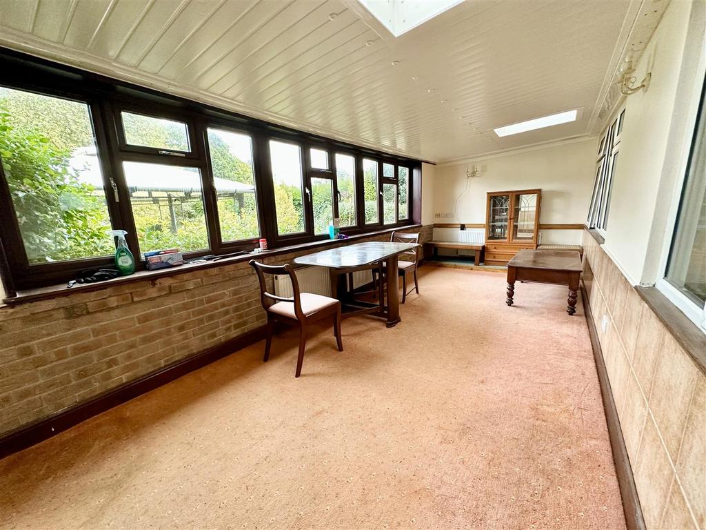 Garden room.jpg