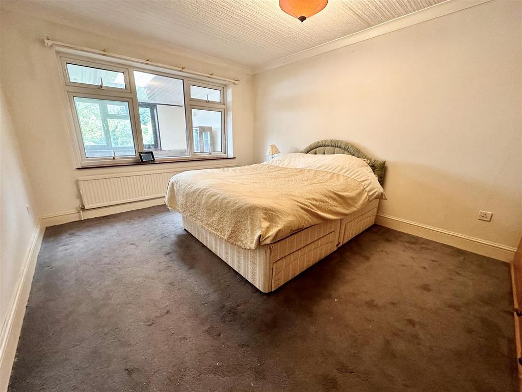 Bedroom one.jpg