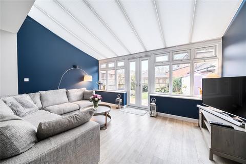 94 Bramley Drive, Hartley Wintney, Hook, RG27 8ZF