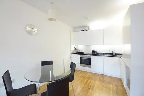 2 bedroom flat to rent, Amelia Street, Elephant and Castle, London, SE17