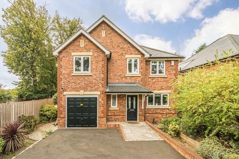 4 bedroom detached house to rent, Lower Hampton Road, Sunbury-On-Thames TW16