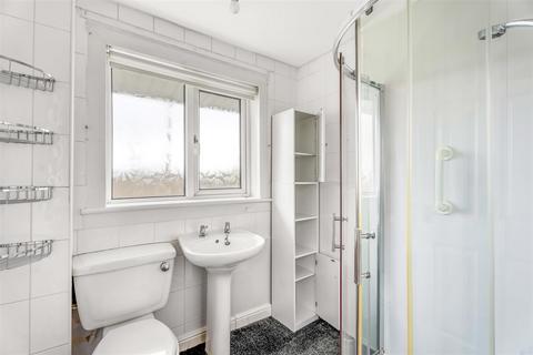 50 Ayr Drive, Airdrie, ML6 9XG