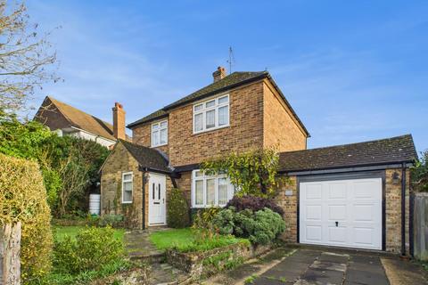 3 bedroom detached house for sale, Grassingham Road, Chalfont St. Peter, SL9