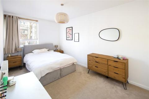 3 bedroom flat for sale, Pelter Street, Shoreditch, London, E2