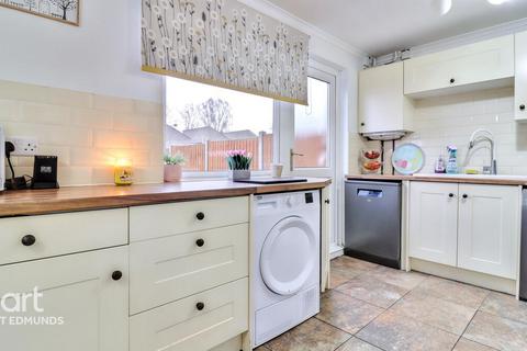 3 bedroom terraced house for sale, Jarman Close, Bury St Edmunds