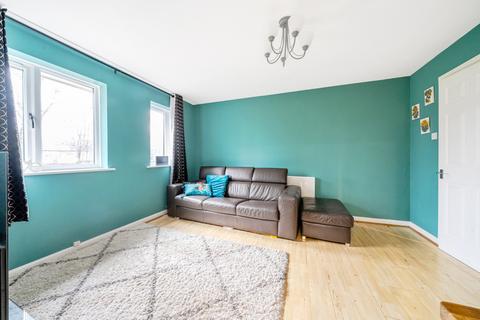 2 bedroom maisonette for sale, Mountbatten Gardens, Beckenham, Kent