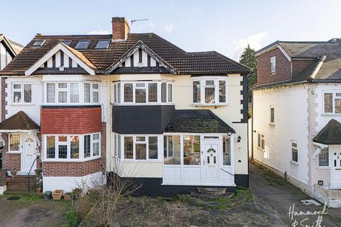 3 bedroom semi-detached house for sale, Westview Drive, Woodford Green IG8