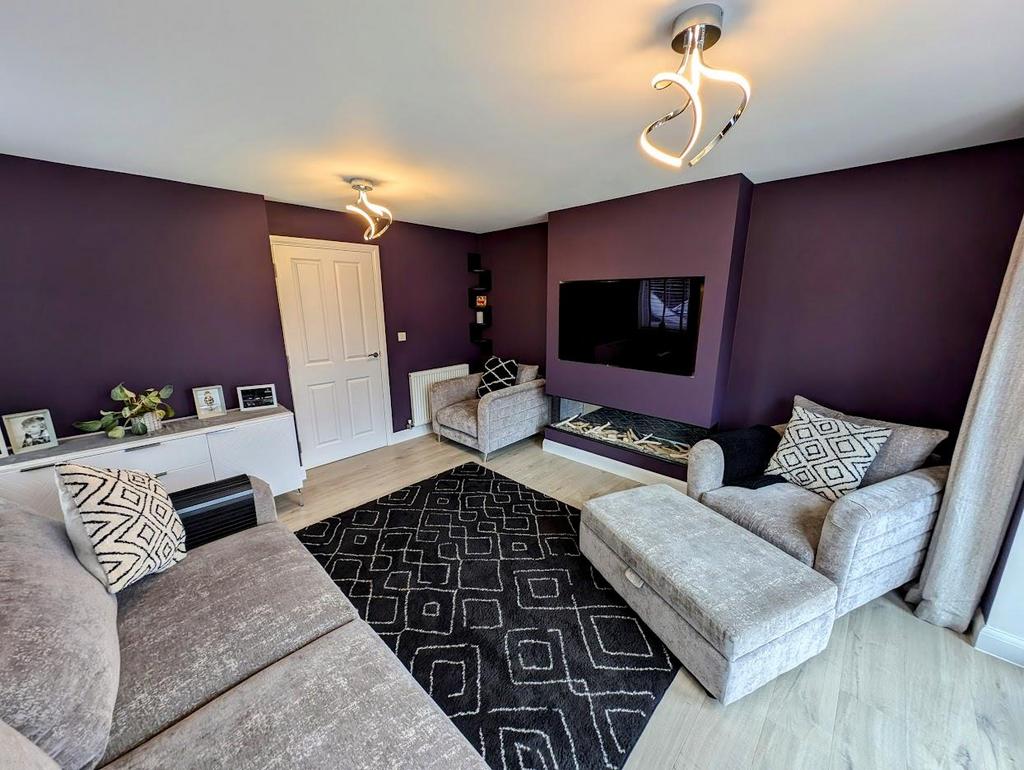 28 Fletcher Road lounge 2.jpg