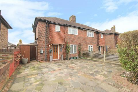 11 Courtney Crescent, Carshalton, SM5 4NA