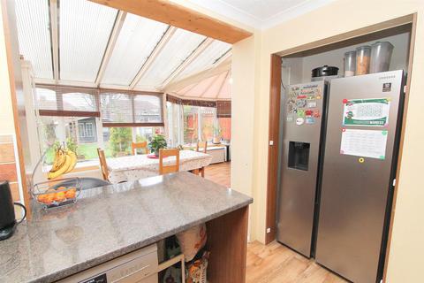 11 Courtney Crescent, Carshalton, SM5 4NA