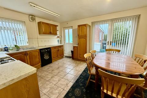 3 bedroom semi-detached bungalow for sale, Barmpton Lane, Darlington