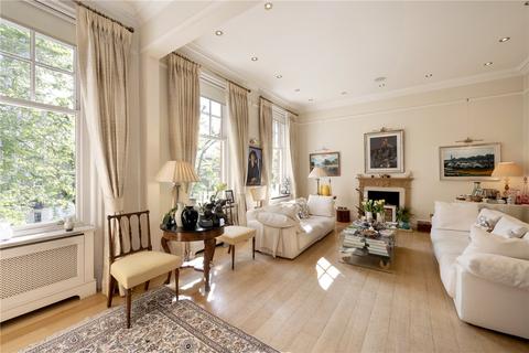 3 bedroom apartment for sale, Egerton Gardens, London, SW3