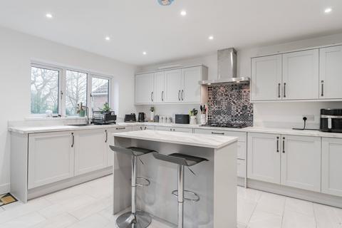 72 Bradenham Road, Shipdham, Thetford, IP25 7PJ