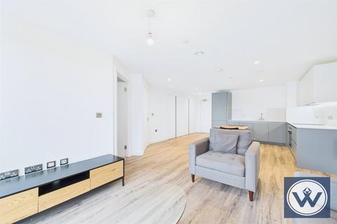 1 bedroom flat to rent, Block B Railings, Shale Lane, M5