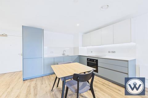 1 bedroom flat to rent, Block B Railings, Shale Lane, M5