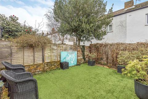 2 bedroom terraced house to rent, Trehern Road, London, SW14