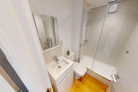 3 bedroom apartment to rent, Apartment 6, 124-132 North Sherwood Street, Nottingham, Nottinghamshire, NG1