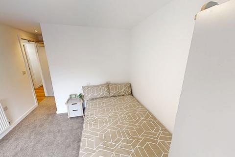 3 bedroom apartment to rent, Apartment 6, 124-132 North Sherwood Street, Nottingham, Nottinghamshire, NG1