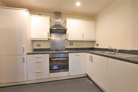 2 bedroom apartment for sale, Smoothfield Court, Hounslow TW3