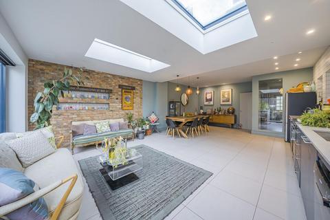36 Wellhouse Road, Beckenham, BR3 3JR