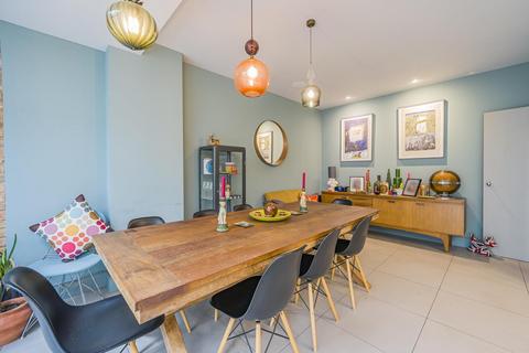 36 Wellhouse Road, Beckenham, BR3 3JR