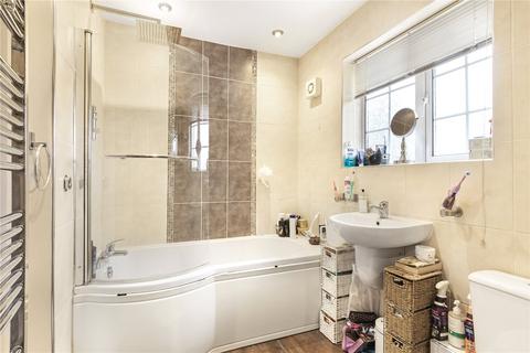 17 Ravensbury Road, Orpington, BR5 2NR