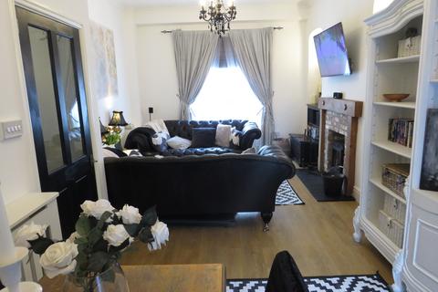 3 bedroom terraced house for sale, New Dock Road, Llanelli SA15