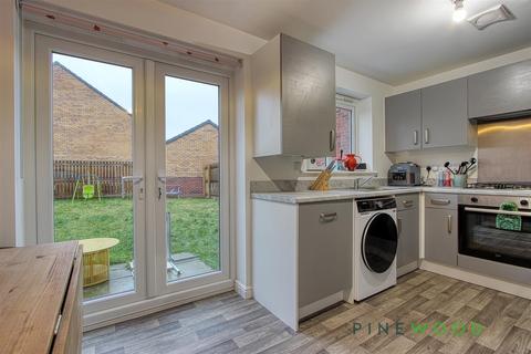 3 bedroom semi-detached house for sale, Colliery Street, Worksop S80