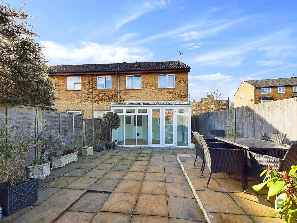 Presented by Kevin at Ewe Move Bexleyheath and Dart
