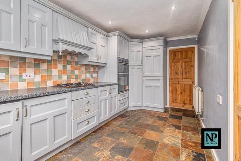 3 bedroom semi-detached house for sale, The Lair, Birchmoor, B78