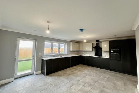 undefined, Gwaun Henllan, Ammanford