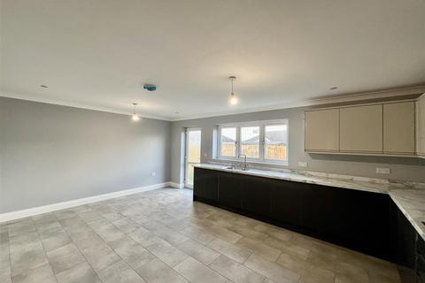undefined, Gwaun Henllan, Ammanford