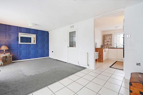 8 Hazlebarrow Crescent, Sheffield, S8 8AQ