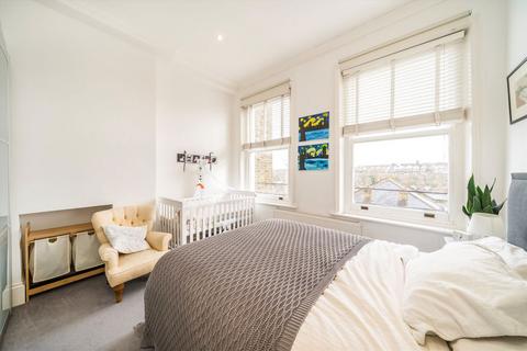 2 bedroom flat for sale, Mount Nod Road, London SW16