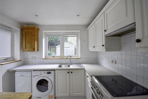 1 bedroom terraced house to rent, Southern Way, Farnham, Surrey, GU9