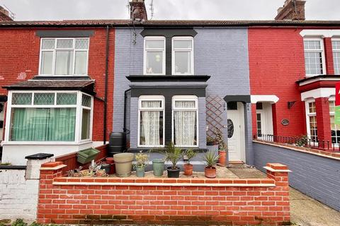 4 bedroom terraced house for sale, Churchill Road, Great Yarmouth