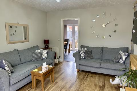 3 bedroom end of terrace house for sale, Rotherhead Drive, Macclesfield, SK11 7XQ