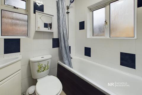 47 Priory Road, Chessington, KT9 1EG
