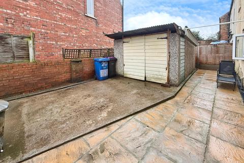 4 bedroom semi-detached house for sale, Carlisle Street, Gainsborough DN21