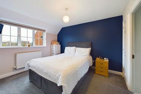 10 Arkendale Drive, Hardwicke, Gloucester, GL2 4JA