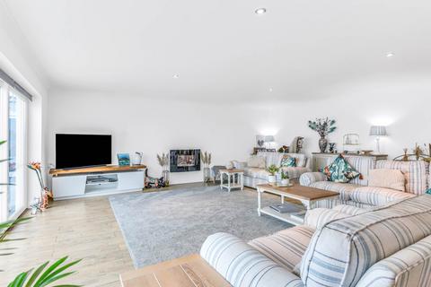 Sandbanks Torridge Road, Appledore, Bideford, EX39 1SF