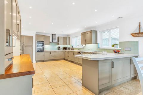 Sandbanks Torridge Road, Appledore, Bideford, EX39 1SF