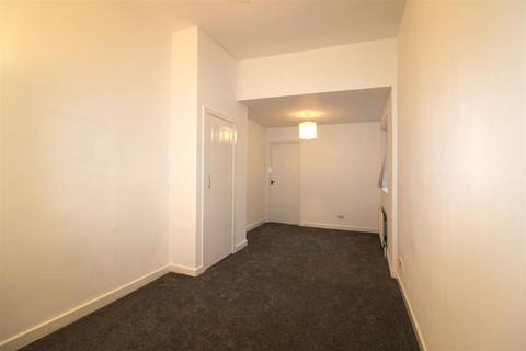 2 bedroom apartment to rent, Cleveland Road, North Shields