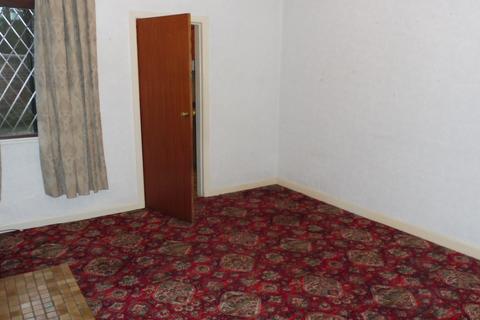 15 Cemetery Road, Wombwell, Barnsley, S73 8HZ