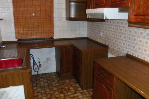 15 Cemetery Road, Wombwell, Barnsley, S73 8HZ