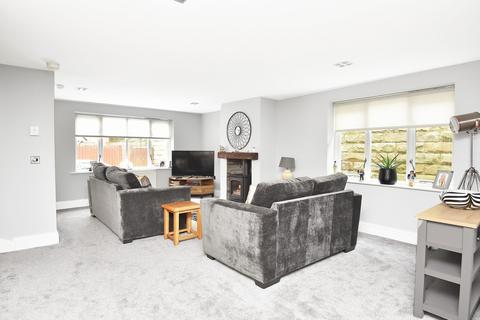 1, High Bridge Court Waterside, Knaresborough, HG5 9AZ