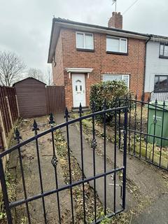 3 bedroom semi-detached house to rent, Leeds LS11