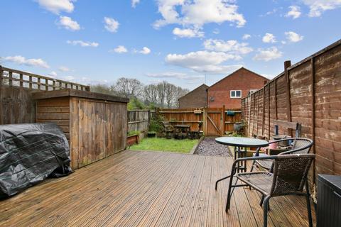 36 Elm Drive, East Grinstead, RH19 3UH
