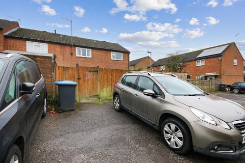 36 Elm Drive, East Grinstead, RH19 3UH