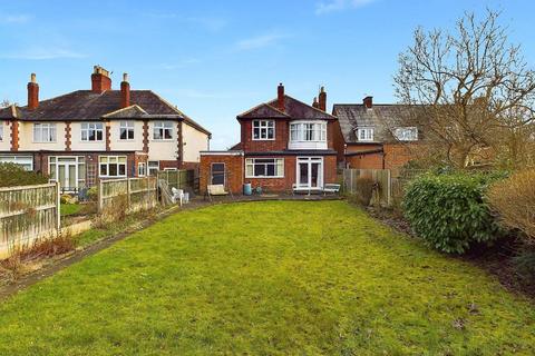 3 bedroom detached house for sale, Loughborough Road, Birstall, Leicestershire